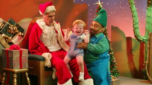 圣诞坏公公在线观看,欢乐恶搞，圣诞节的另类狂欢  第3张